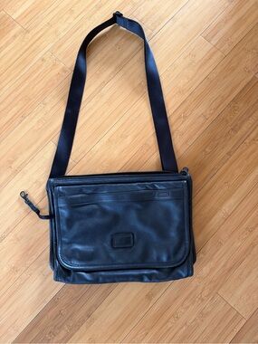 Tumi Black Leather Laptop Messenger Bag